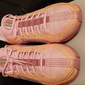 Sabrina 1 "West Coast Roots" Basketball Shoes